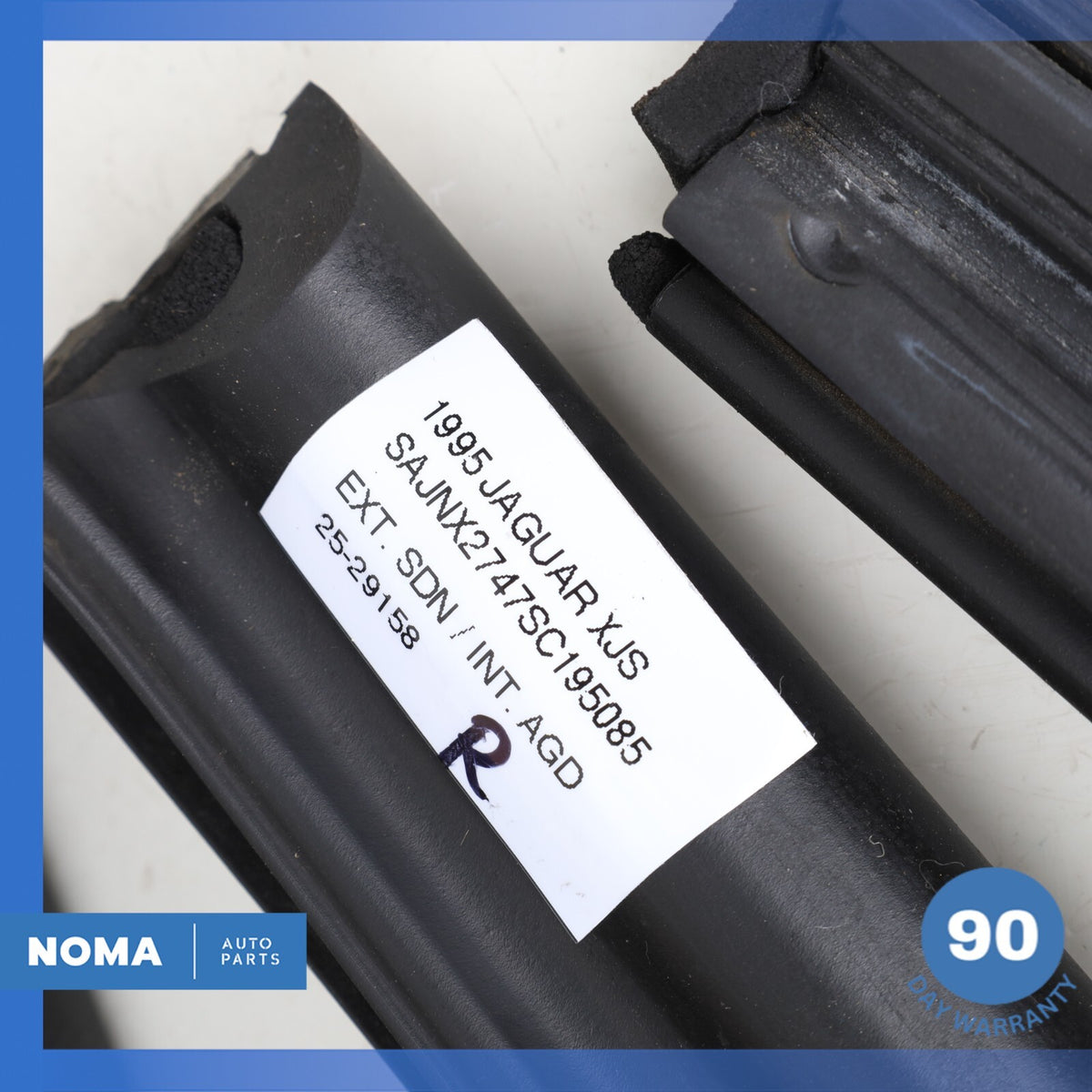 89-96 Jaguar XJS Convertible Top Roof Right Side Outside Molding Seal Set OEM - photo 12