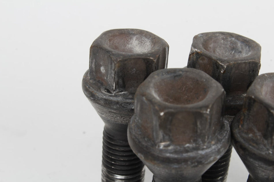 03-08 BMW Z4 E85 E86 E87 E46 E39 E60 Wheel Rim Bolts Lug Set of 5 6781150 OEM