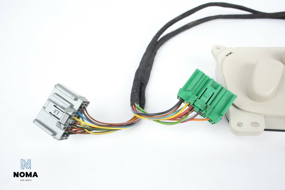 04-07 Jaguar XJ8 Vanden Plas Front Left Seat Adjustment Switch 2R8314A701JA OEM