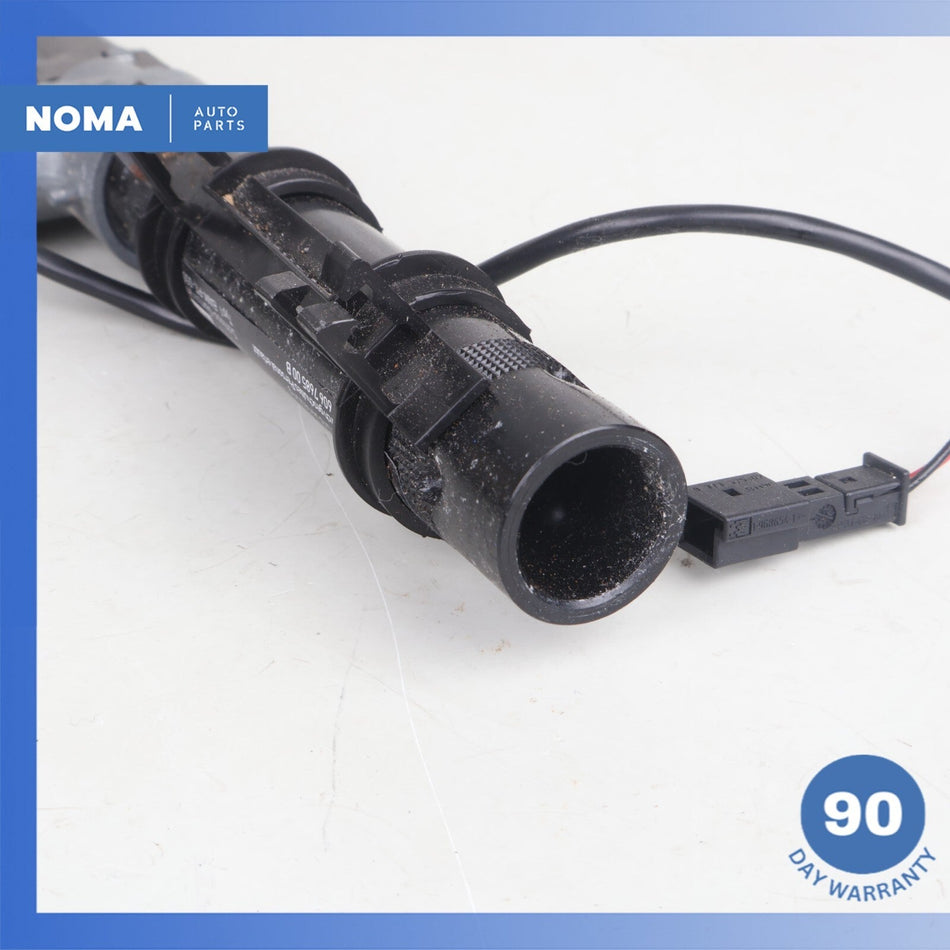 2013 BMW F10 550i Front Right Side Seat Belt Seatbelt Buckle OEM