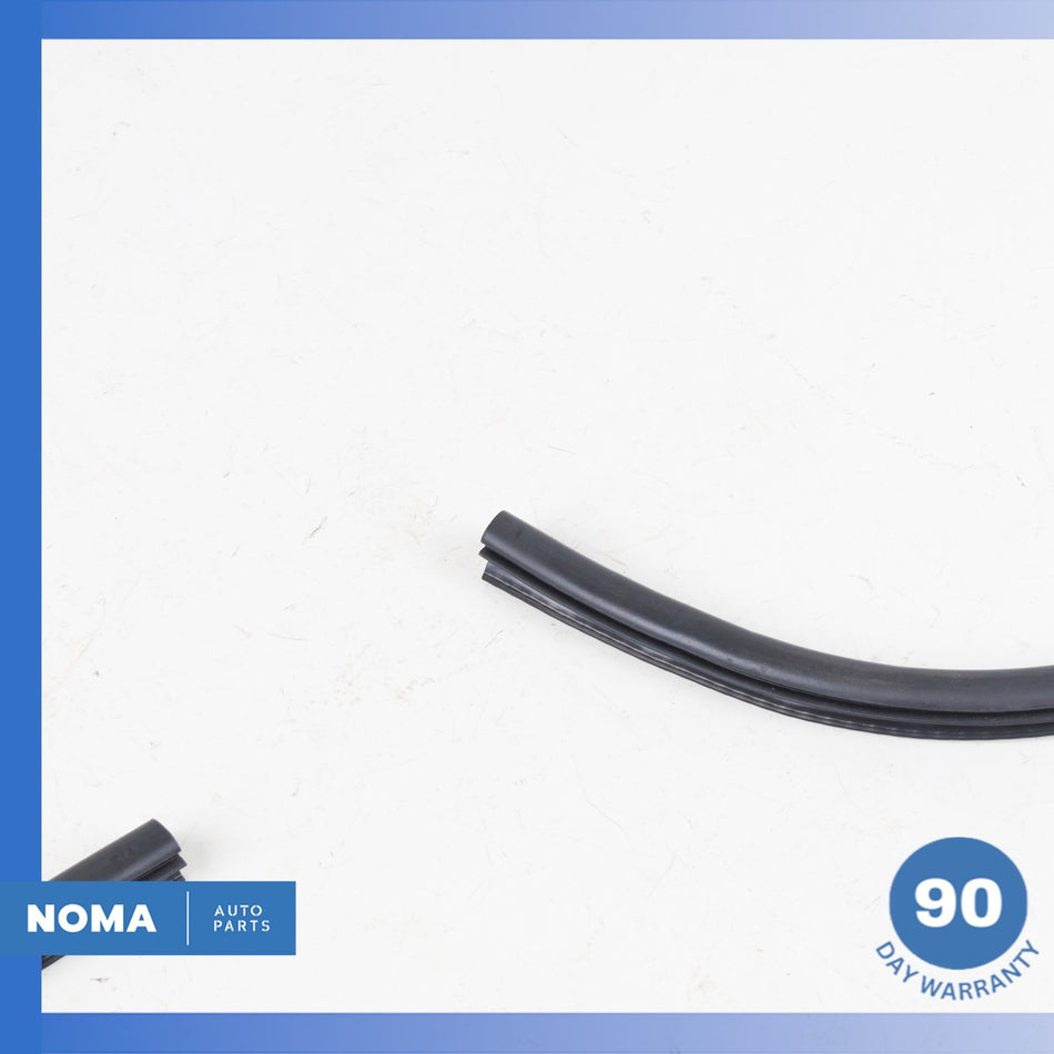 13-22 LR Range Rover L405 LWB Rear Left or Right Body Weatherstrip Seal OEM