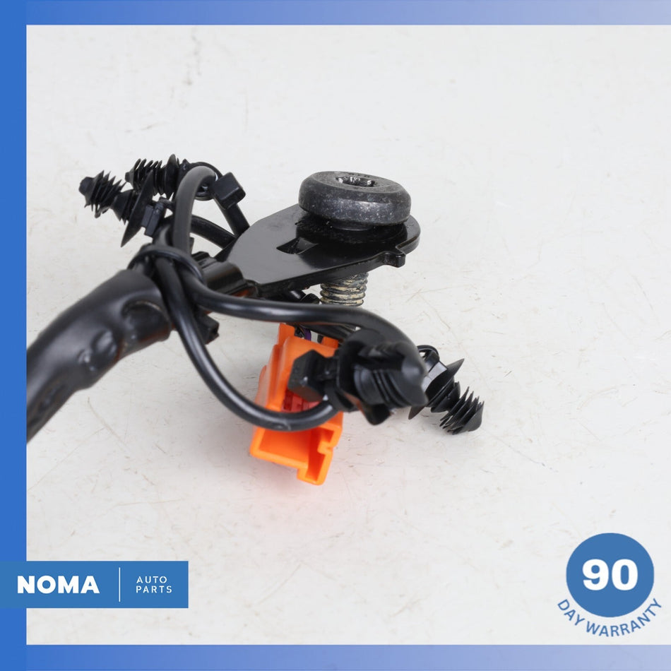 15-23 LR Discovery Sport L550 Front Left or Right Belt Buckle FK7261208AD OEM