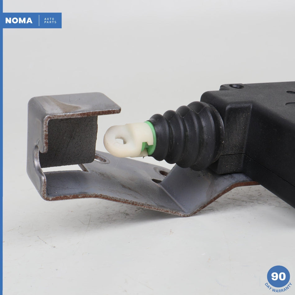 2001 Jaguar X100 XKR Trunk Boot Lid Latch Release Actuator GNC3535AA OEM