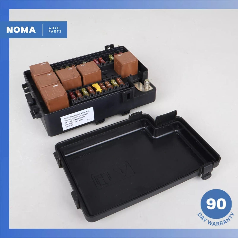 97-99 Jaguar X100 XK8 Rear Trunk Relay Fuse Box LJB2822DB OEM