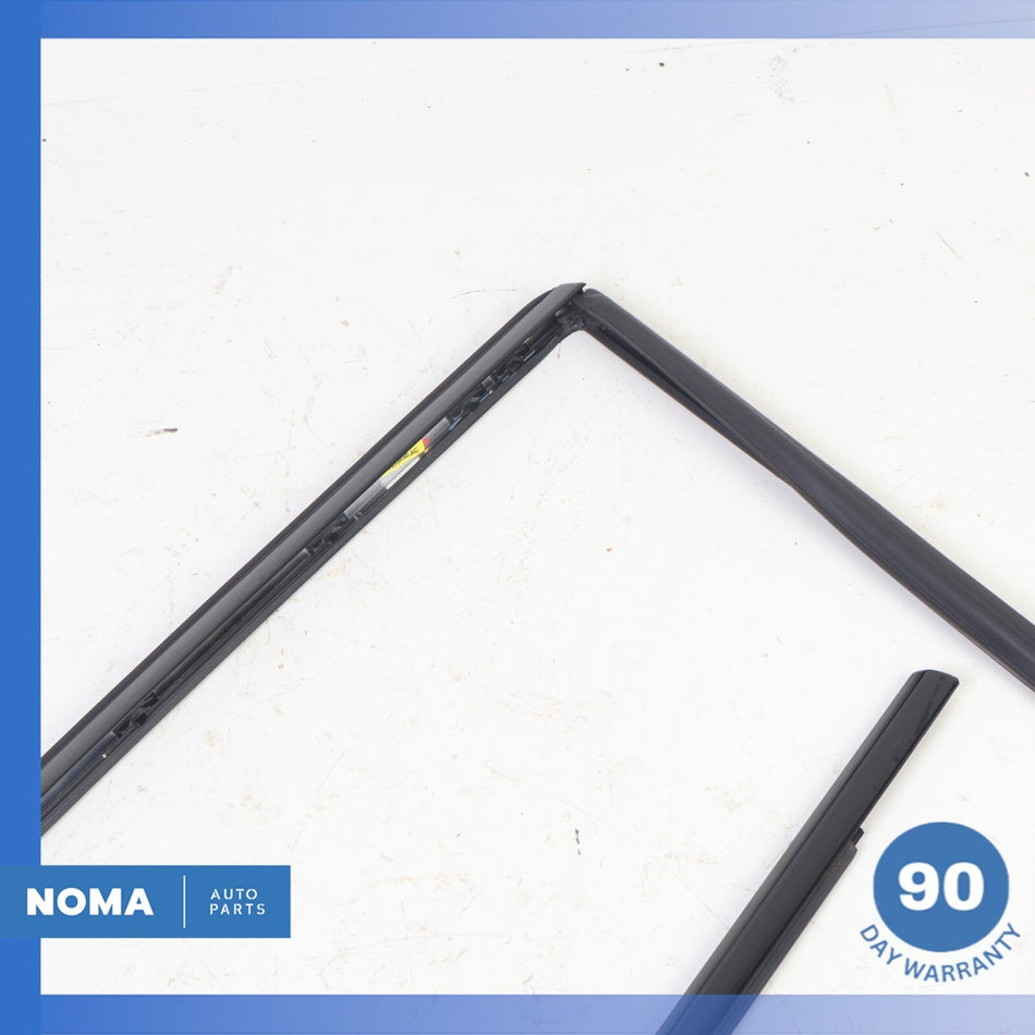 12-19 LR Range Rover Evoque L538 Rear Right Outer Door Window Molding Set OEM