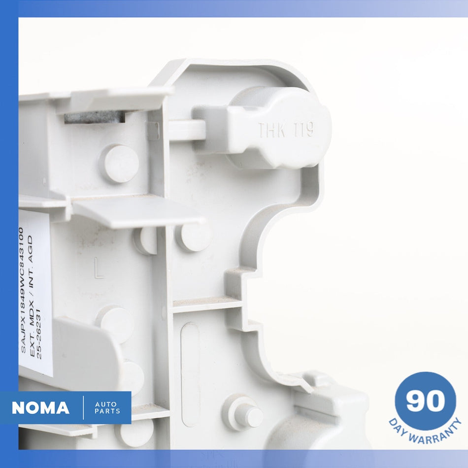 98-03 Jaguar X308 XJR XJ8 Vanden Plas Rear Left Side Taillight Bulb Socket OEM