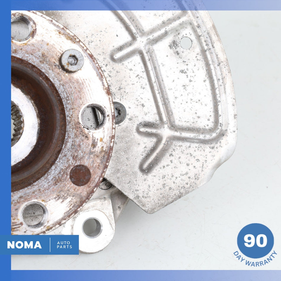 17-23 Alfa Romeo 952 Giulia Rear Right Side Spindle Knuckle Hub w/ Shield OEM
