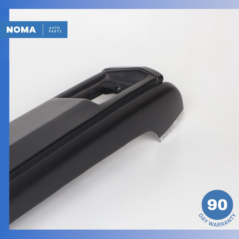 86-94 Jaguar XJ40 XJ6 XJ12 Vanden Plas Rear Bumper Corner Molding Right Side OEM