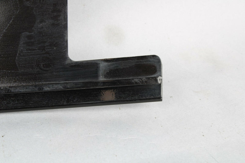 04-09 Jaguar XJ8 XJR VDP X350 X358 Front Left Side B-Pillar Exterior Molding OEM
