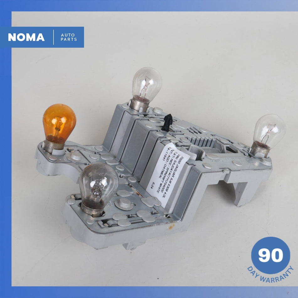 98-03 Jaguar X308 XJ8 XJR Vanden Plas Rear Left Side Taillight Bulb Socket OEM