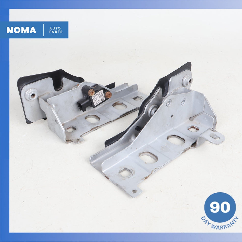 05-16 Land Rover L319 LR4 Right & Left Radiator Support Mount Bracket Set OEM