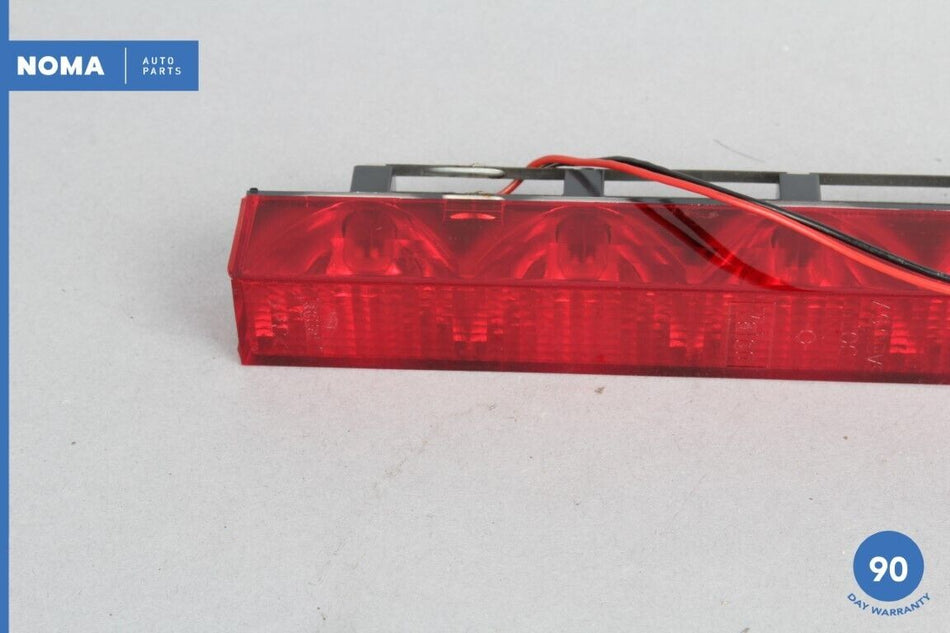 98-03 Jaguar XJ8 XJR VDP X308 Rear Third Stop Brake Light Lamp LNC5000AE OEM