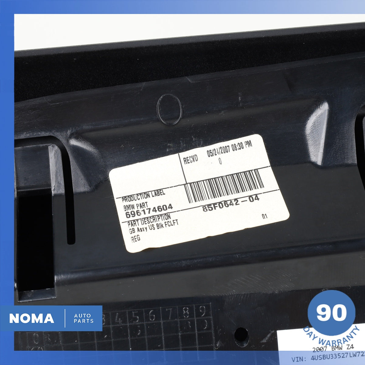 03-08 BMW E85 Z4 Dashboard Glovebox Glove Box Storage Compartment Black OEM - photo 13