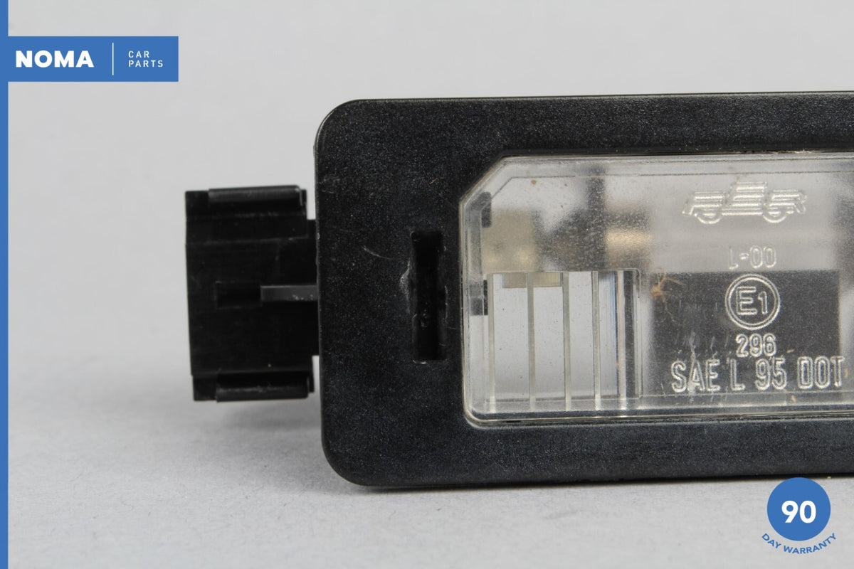 04-08 BMW 525i 528i 530i E60 Interior Courtesy Side Light Lamp 63316972605 OEM - photo 3