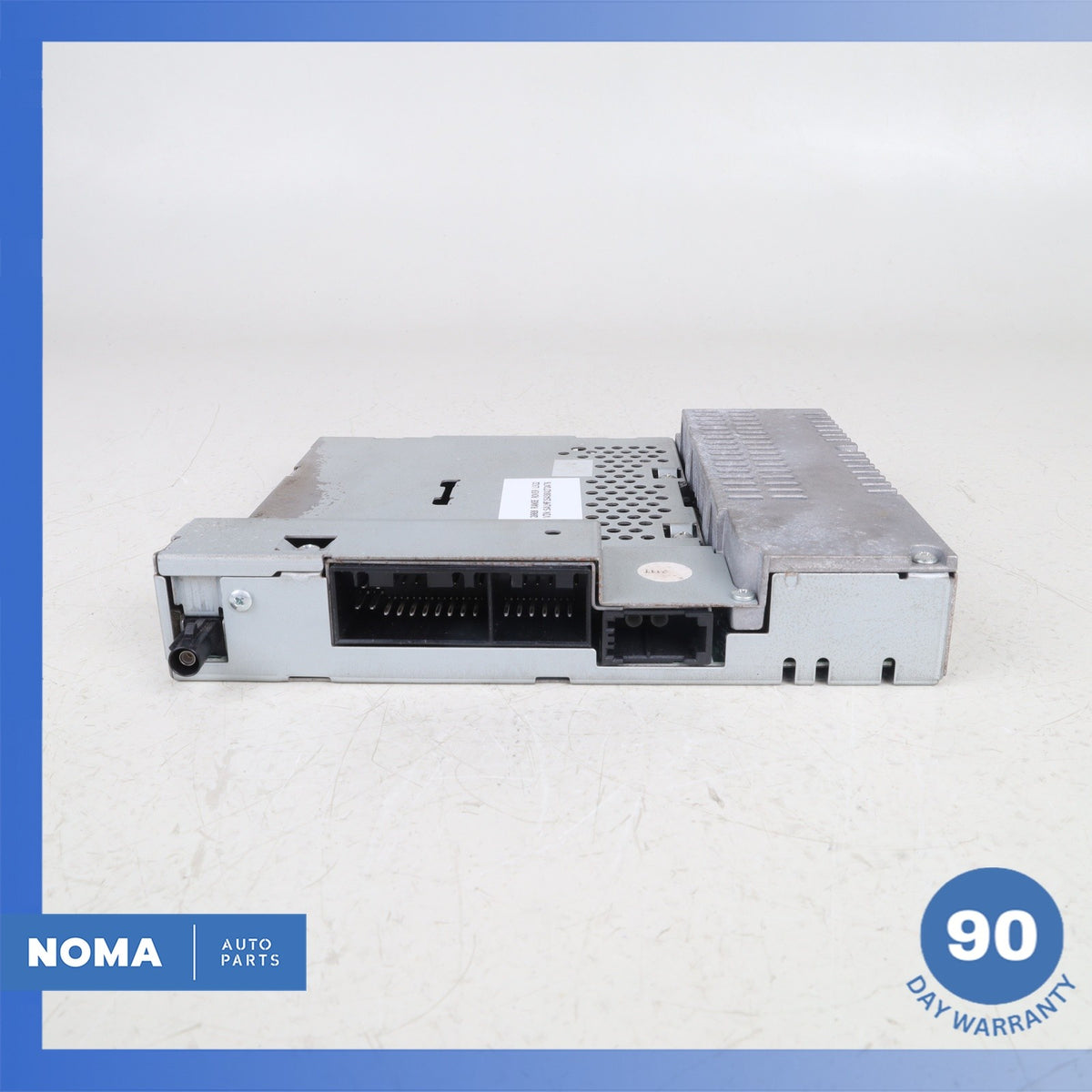 Land Rover Range Rover L322 AM FM CD Radio Player Tuner Receiver OEM - photo 2