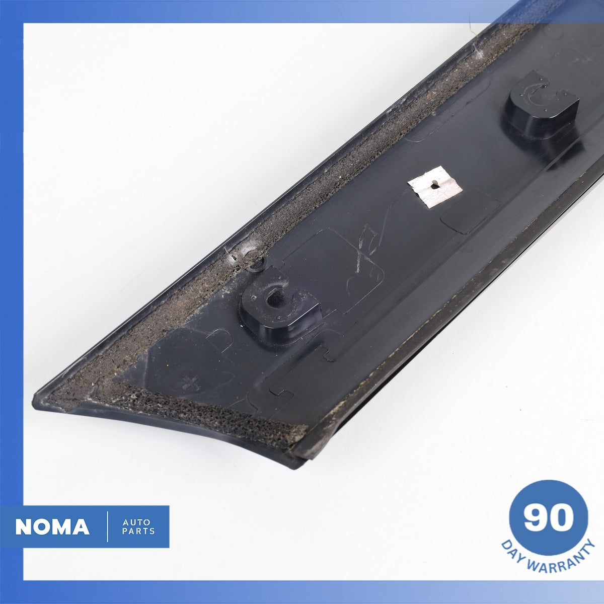 05-16 Land Rover L319 LR4 LR3 Right A Pillar Exterior Windshield Molding OEM - photo 7