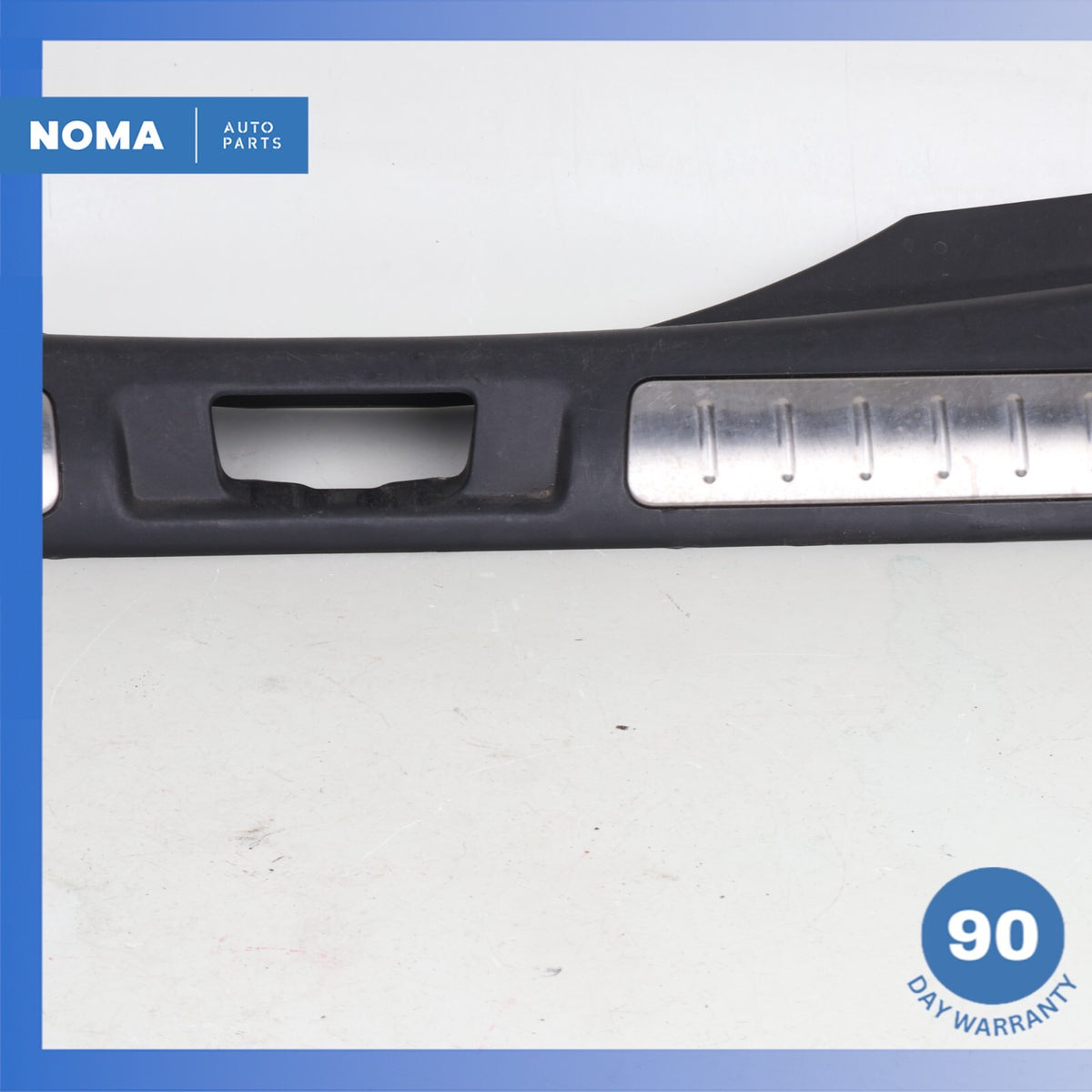 12-19 Land Rover Range Rover Evoque L538 Trunk Scuff Plate Lock Cover OEM - photo 3