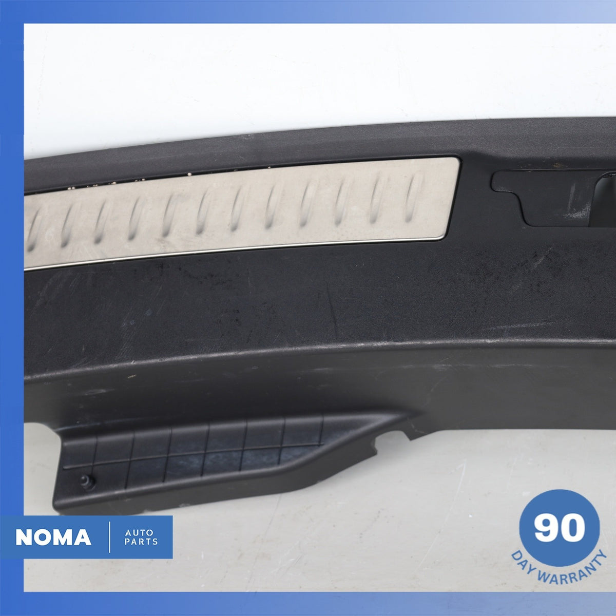 18-23 Range Rover Velar L560 Trunk Boot Entry Scuff Plate Lid Cover Trim OEM - photo 5