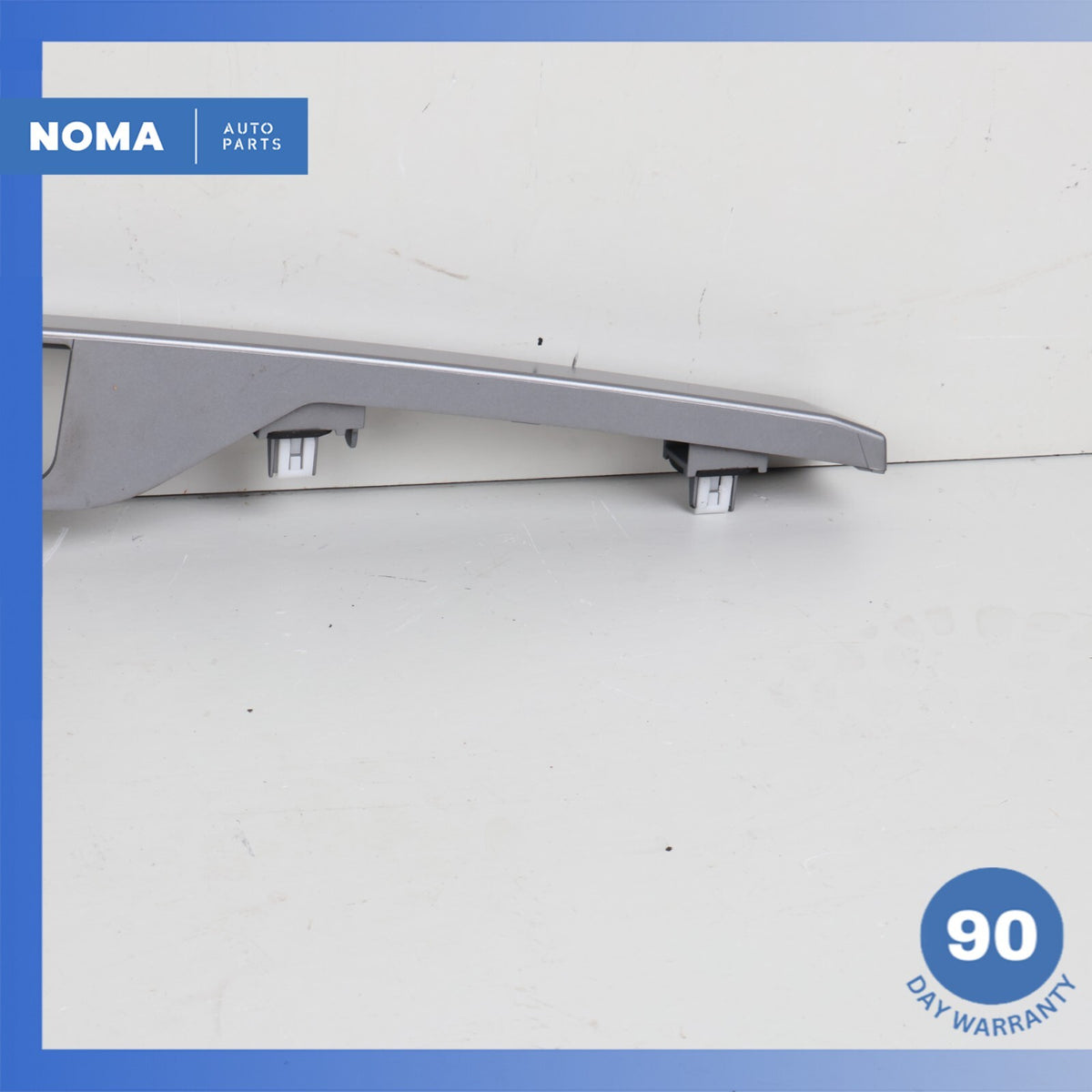 12-15 Range Rover Evoque L538 Rear Trunk Bezel License Plate Light Lamp Trim OEM - photo 9