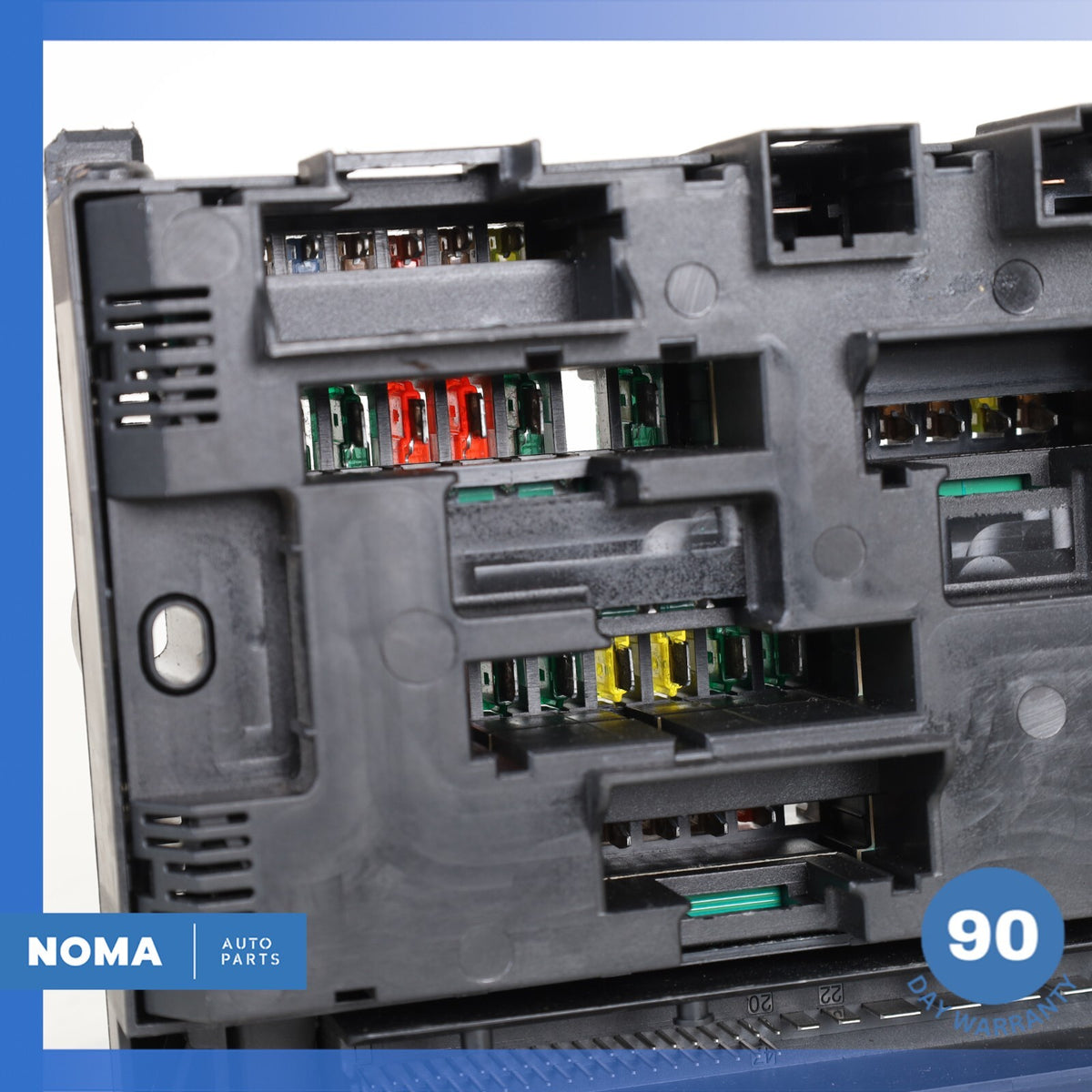 2013 BMW F10 550i Front Relay Fuse Box 61149252815 OEM - photo 11