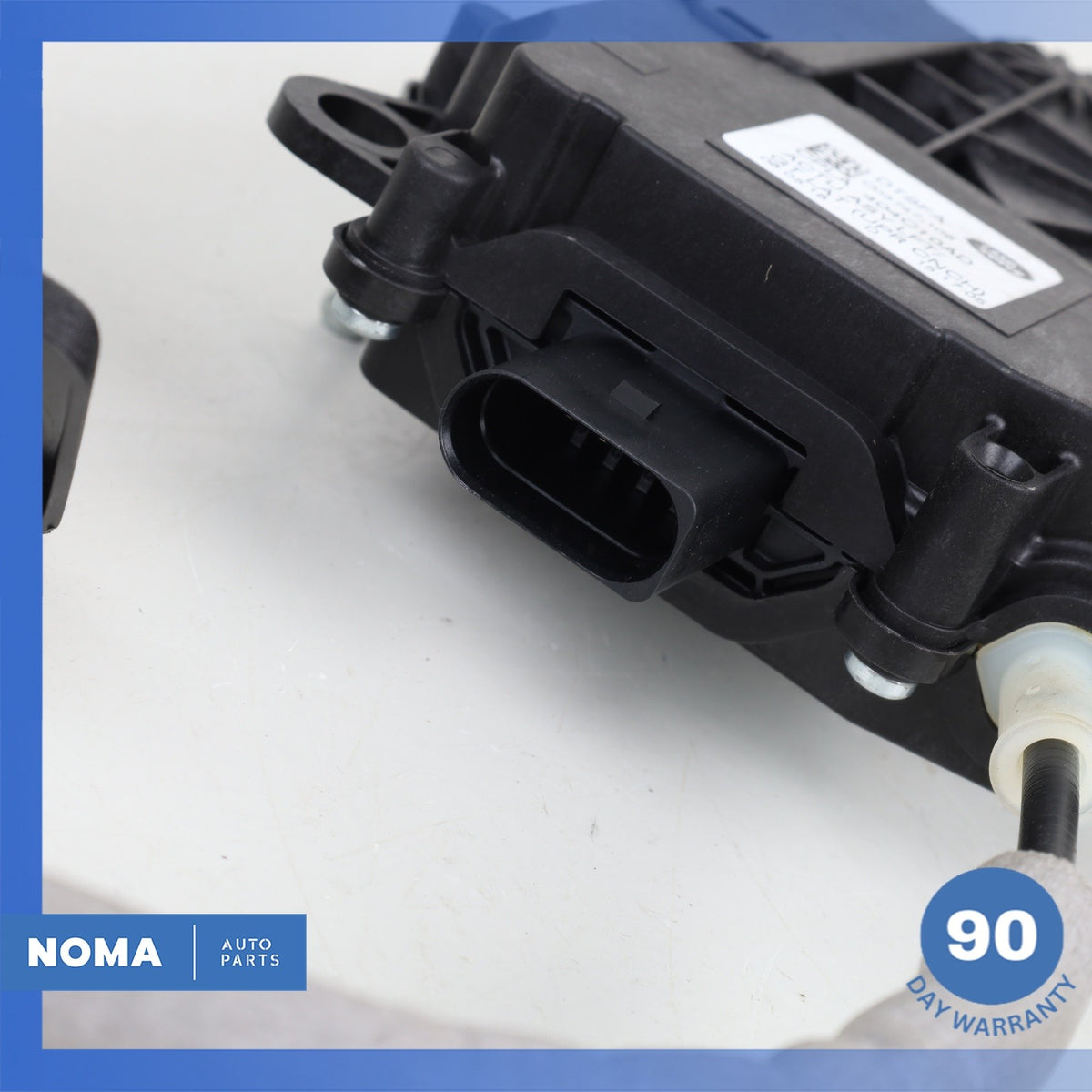Range Rover L560 Velar Trunk Lock Latch Actuator w/ Motor CPLA442A66AE OEM - photo 15