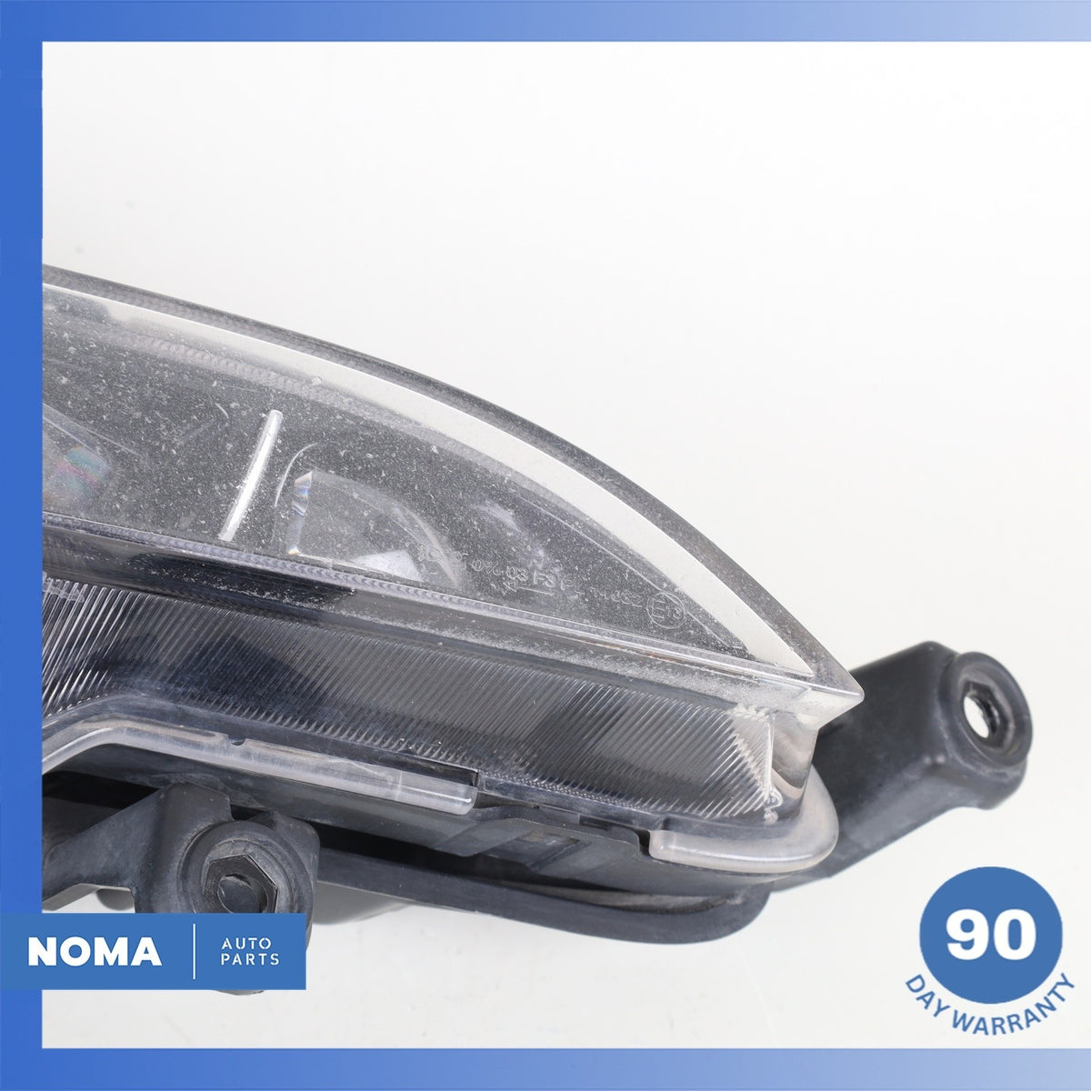 15-17 Hyundai DH Genesis Front Right Passenger Side Fog Light LED 92202B1010 OEM - photo 3