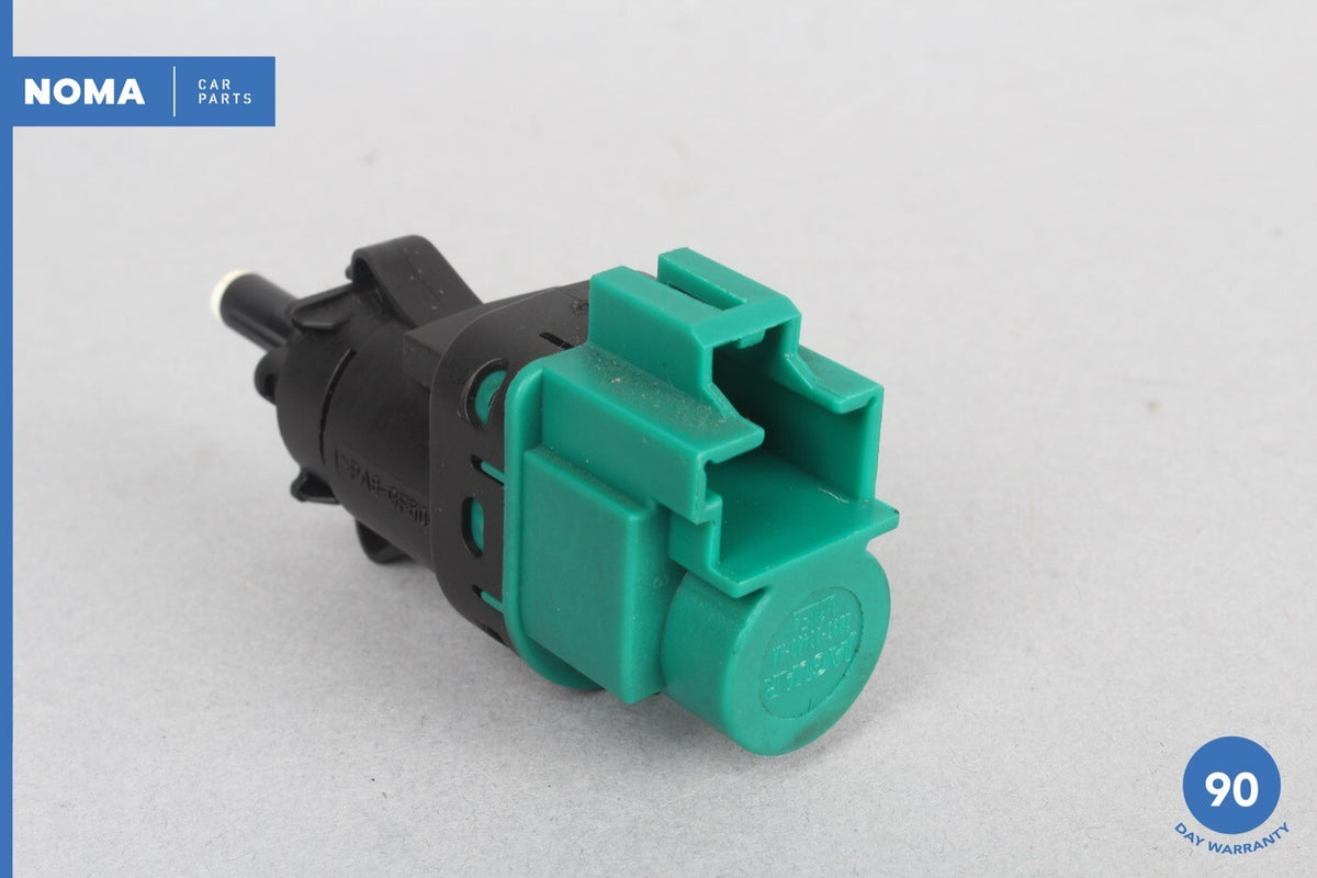 04-09 Jaguar XJR XJ8 VDP X350 Brake Stop Lamp Switch Green 2W9313480AA OEM - photo 1