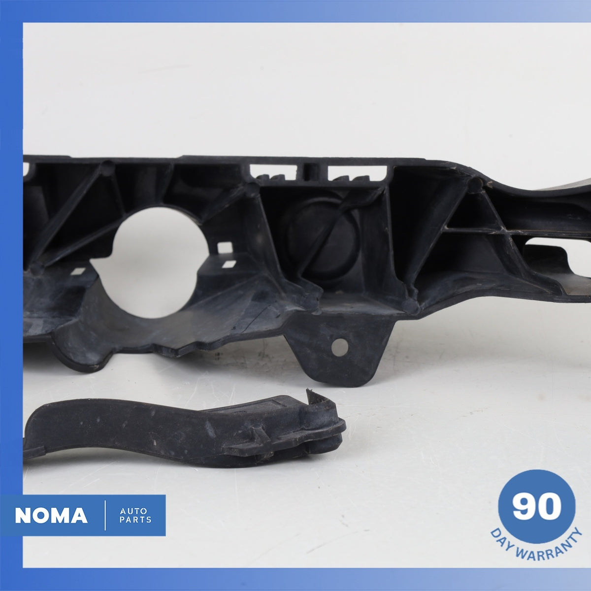 BMW E92 328i 335i Coupe Right Side Headlight Support Bracket Set 7227926 OEM 75k - photo 12