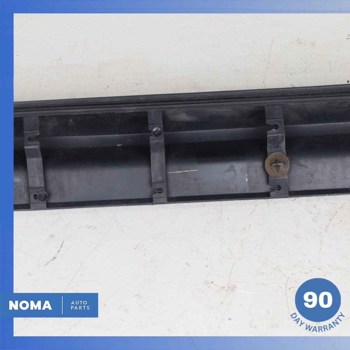 10-13 Land Rover Range Rover Sport L320 Front Left Driver Door Lower Molding OEM - photo 7