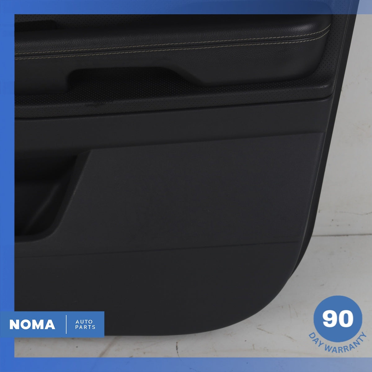 12-19 Range Rover Evoque L538 4DR Front Right Door Trim Panel Assembly Black OEM - photo 7