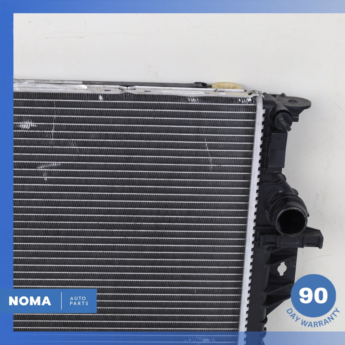 08-17 LR Discovery Sport L550 L538 Engine Cooling Radiator w/ Condenser OEM - photo 3