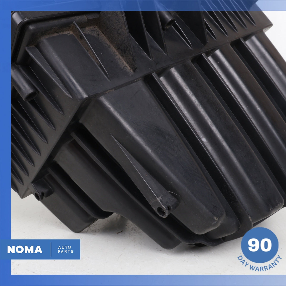 12-13 Land Rover Range Rover Evoque L538 2.0L Air Intake Filter Cleaner Box OEM - photo 6