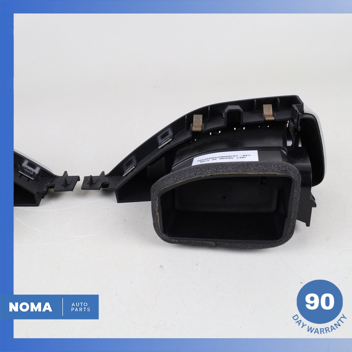 17-20 Jaguar X760 XE F-Pace Front Center Dash Board AC A/C Dual Air Vent Set OEM - photo 9