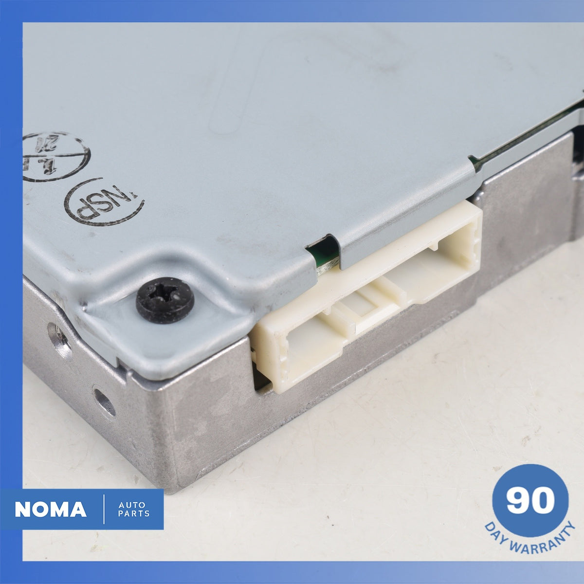 Lexus ZWA10 CT200h Telematics Control Module 86741-33020 OEM - photo 14