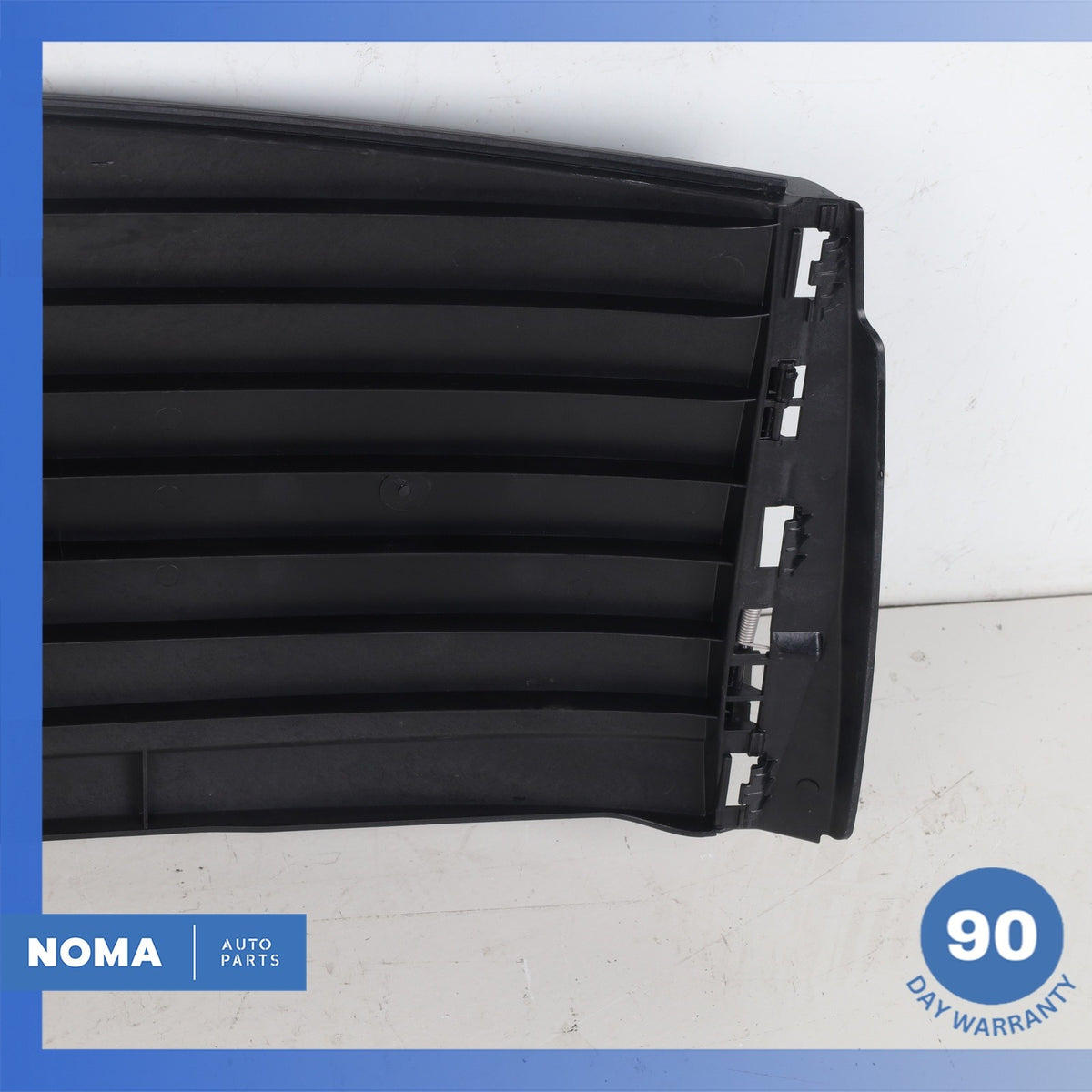 03-08 BMW E85 Z4 03-08 BMW E85 Z4 Folding Top Compartment Lid Cover Panel OEM - photo 7