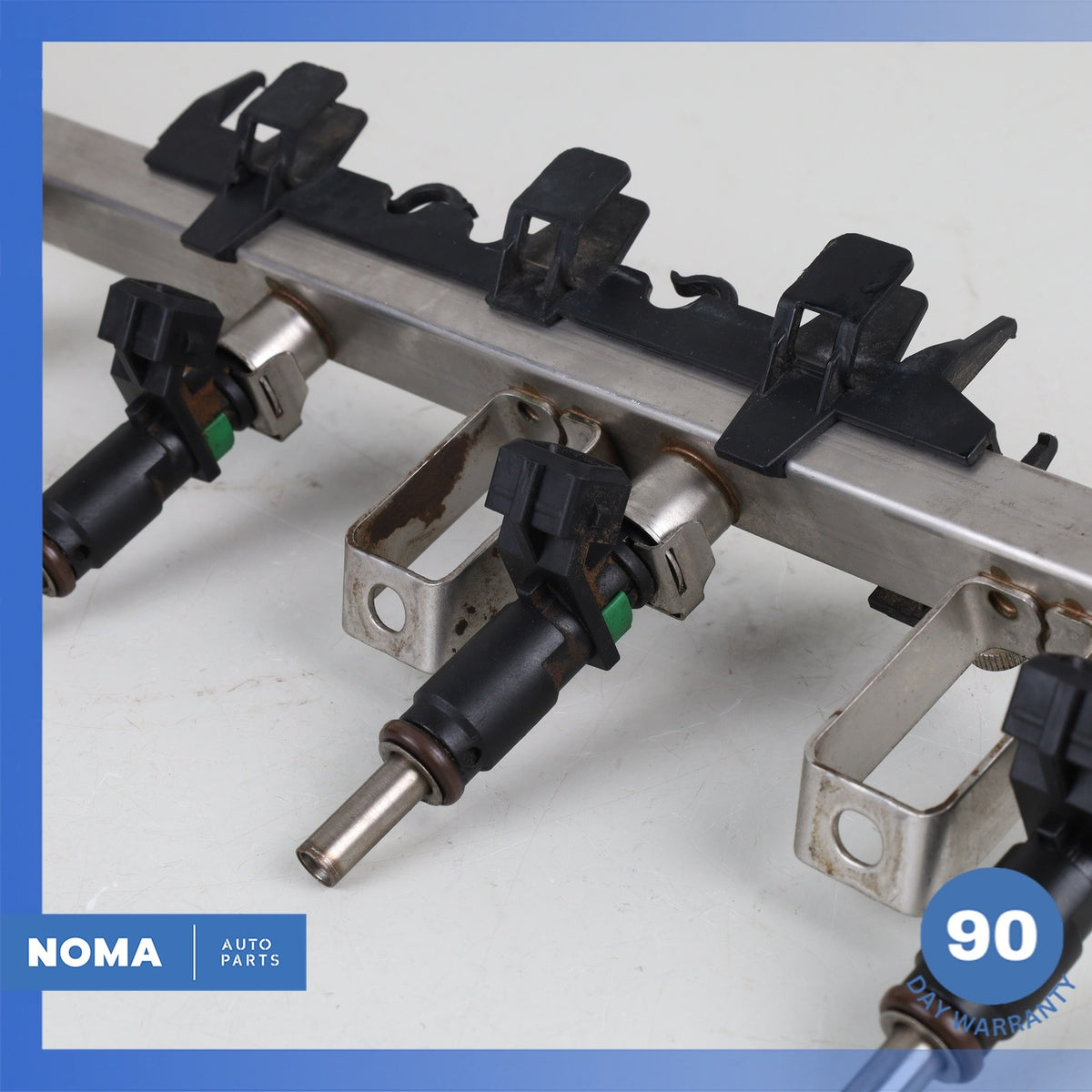 07-13 BMW E90 328i N51 Engine Motor Fuel Injector Rail w/ Injector OEM 75k - photo 4