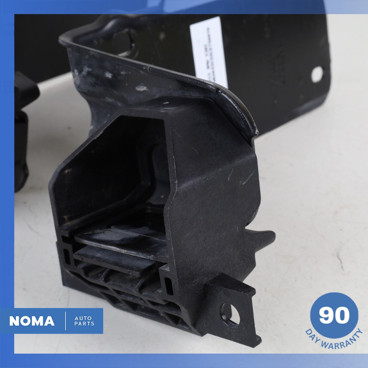 BMW E92 328i 325i 335i Left & Right Engine Radiator Mount Set OEM - photo 3