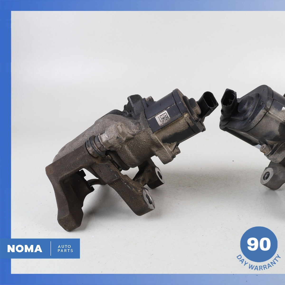 2015 Audi 8UB Q3 Rear Brake Caliper Cover Set w/ Actuator 5N0615403 OEM - photo 8
