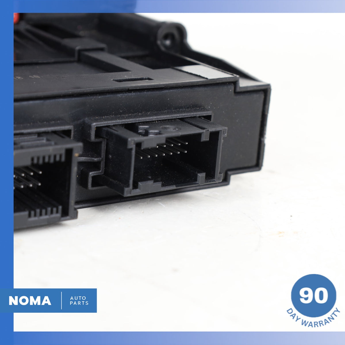 2013 BMW F10 550i Front Relay Fuse Box 61149252815 OEM - photo 5