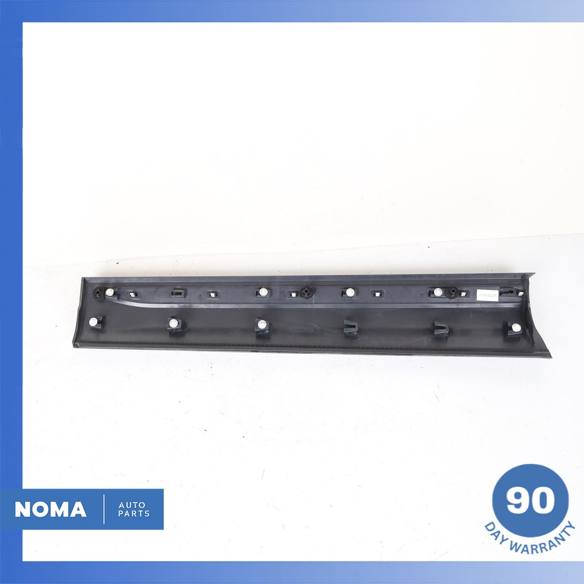 12-19 Range Rover Evoque L538 4DR Front Right Door Lower Molding OEM - photo 5