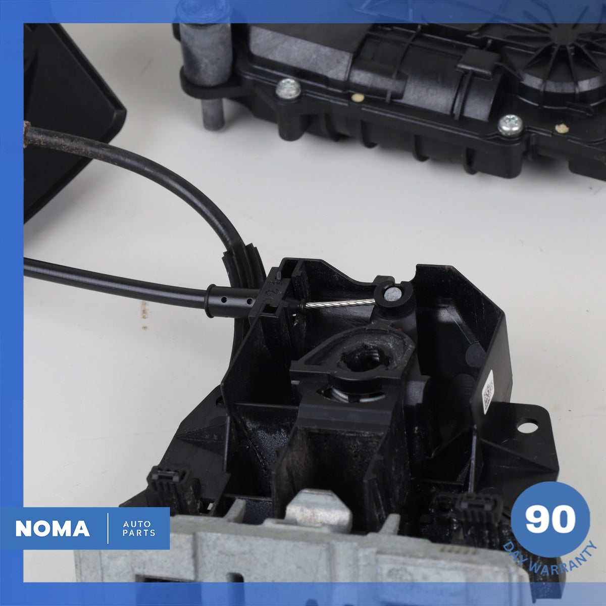 13-14 LR Range Rover Sport L494 Front Left Door Lock Actuator w/ Bracket OEM - photo 8