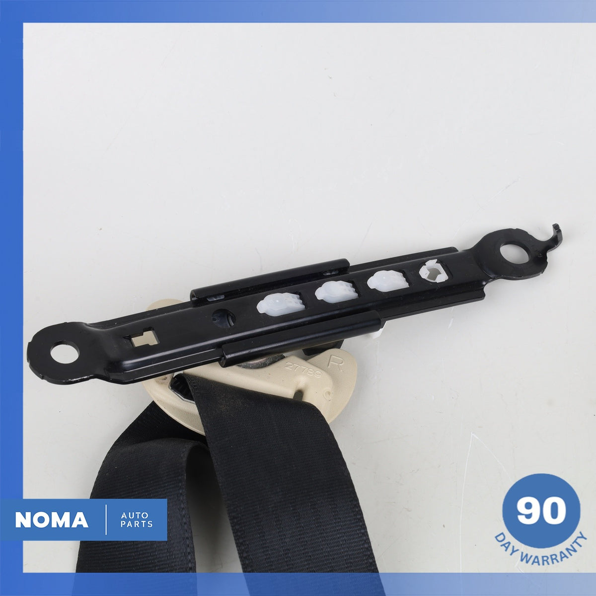 11-15 Lexus ZWA10 CT200h Front Right Side Seatbelt Seat Belt 73210-76030 OEM - photo 12