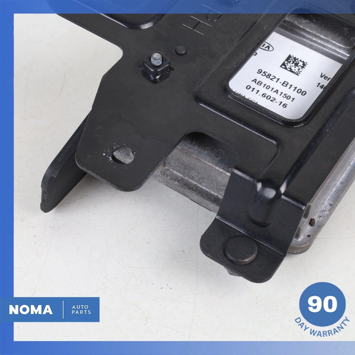 Hyundai DH Genesis Rear Right Blind Spot Module Sensor w/ Bracket OEM - photo 9