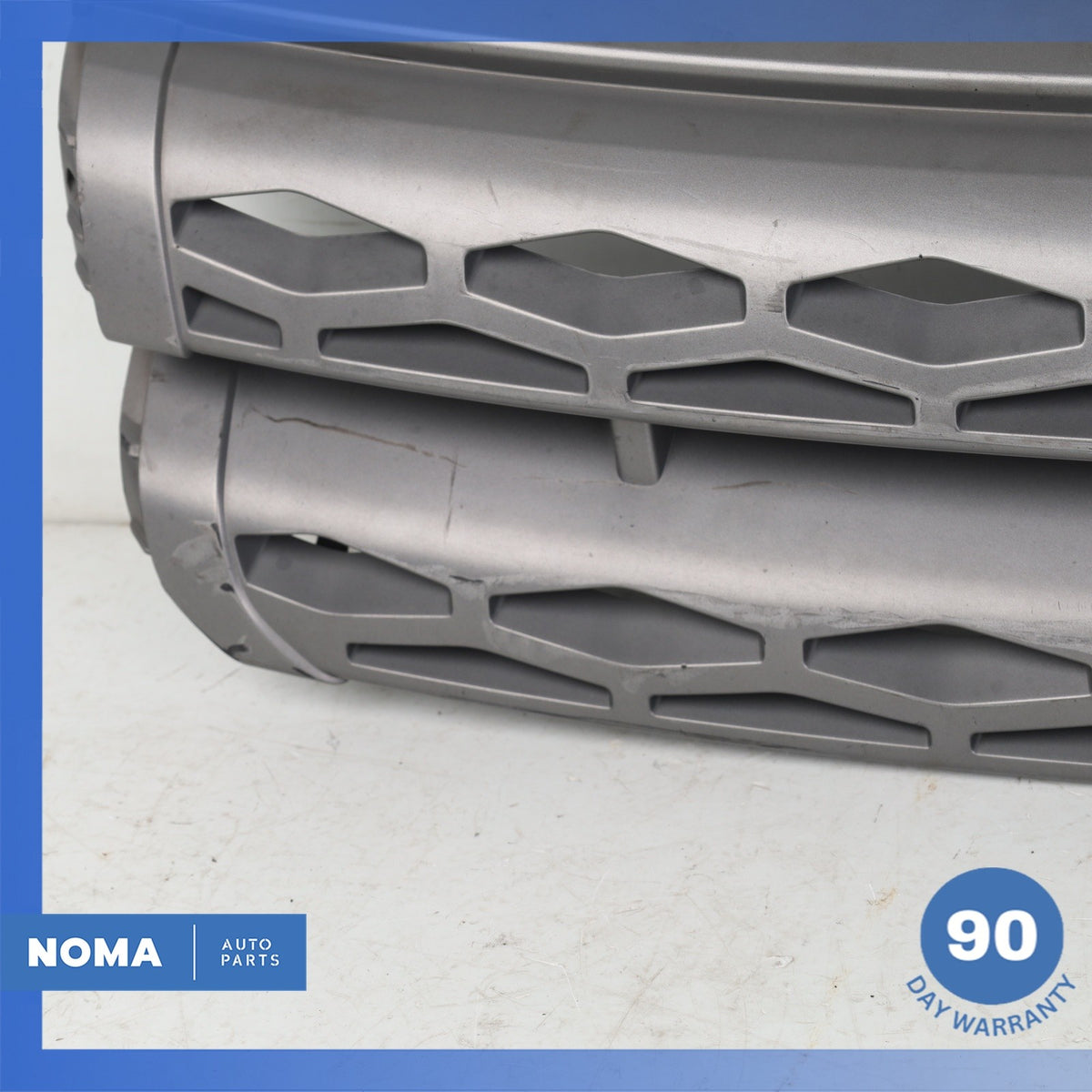 12-15 Range Rover Evoque L538 Front Radiator Grille Grill Mesh LR076020 OEM - photo 8