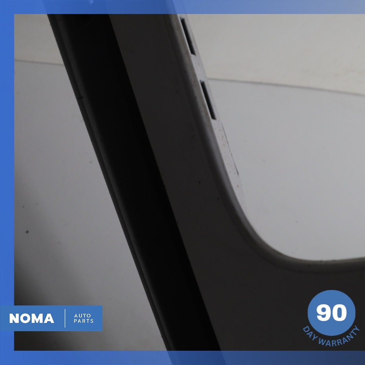 10-16 Land Rover L319 LR4 Rear Bumper Cover Assembly White OEM - photo 12