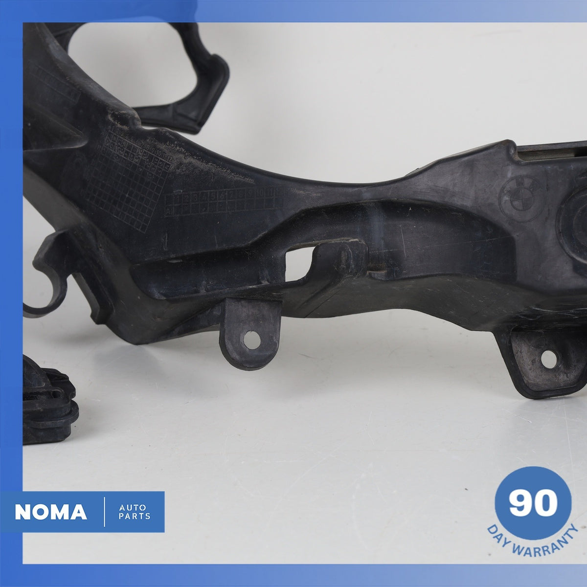 BMW E92 328i 335i Coupe Right Side Headlight Support Bracket Set 7227926 OEM 75k - photo 5