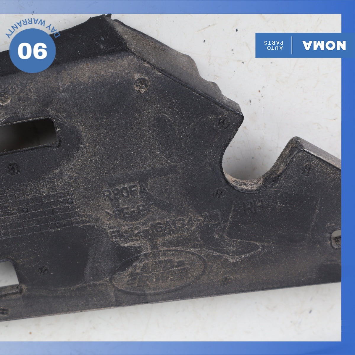 15-23 LR Discovery Sport L550 Front Right Fender Molding Cover w/ Bracket OEM - photo 16