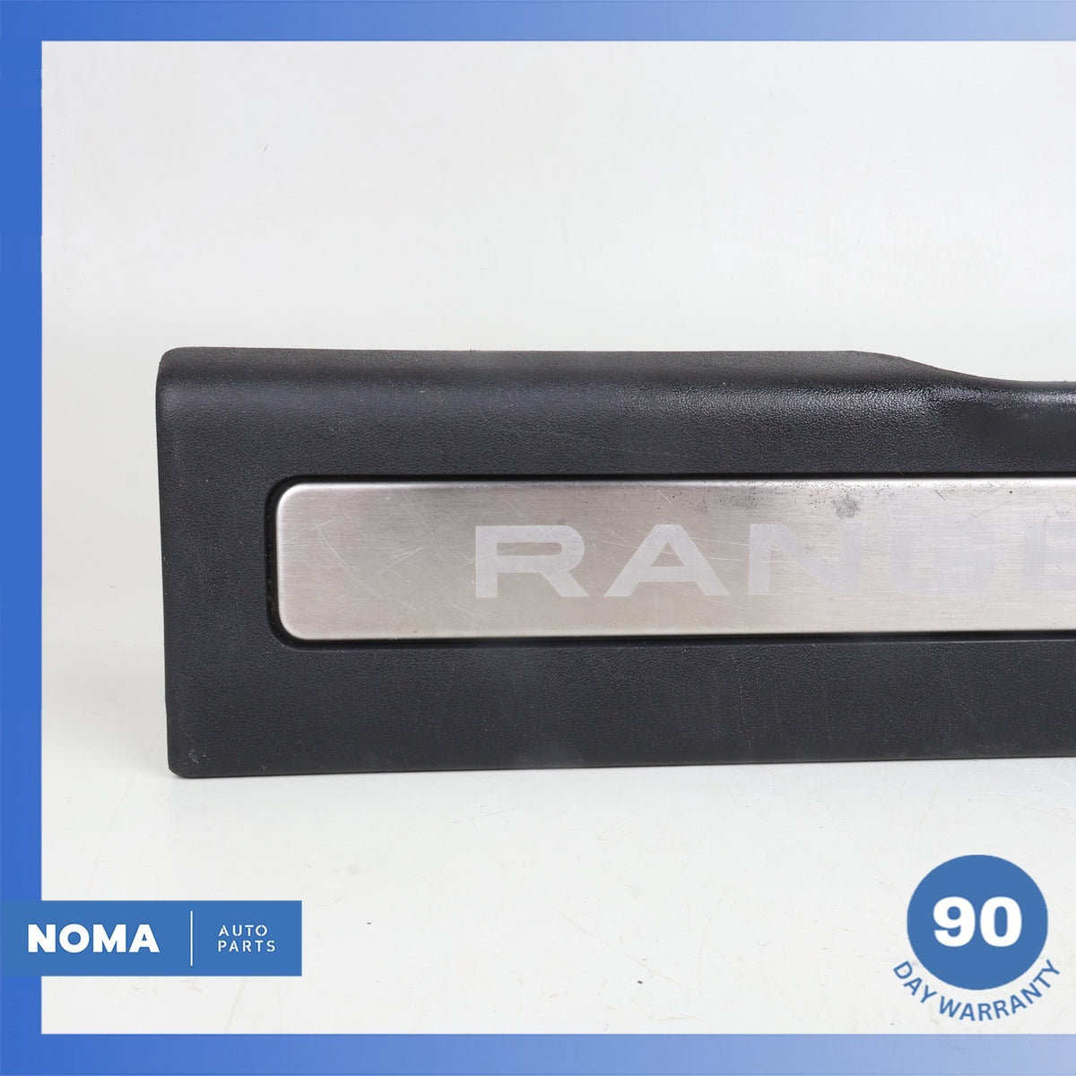 12-19 LR Range Rover Evoque L538 Front Left Side Door Tread Scuff Plate OEM - photo 2