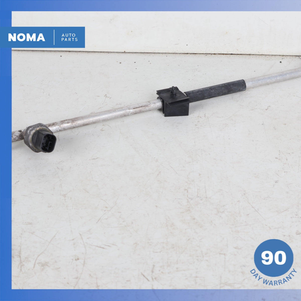 2006 BMW E90 330i AC A/C Air Conditioning Line Tube Pipe 64536952992 OEM - photo 4