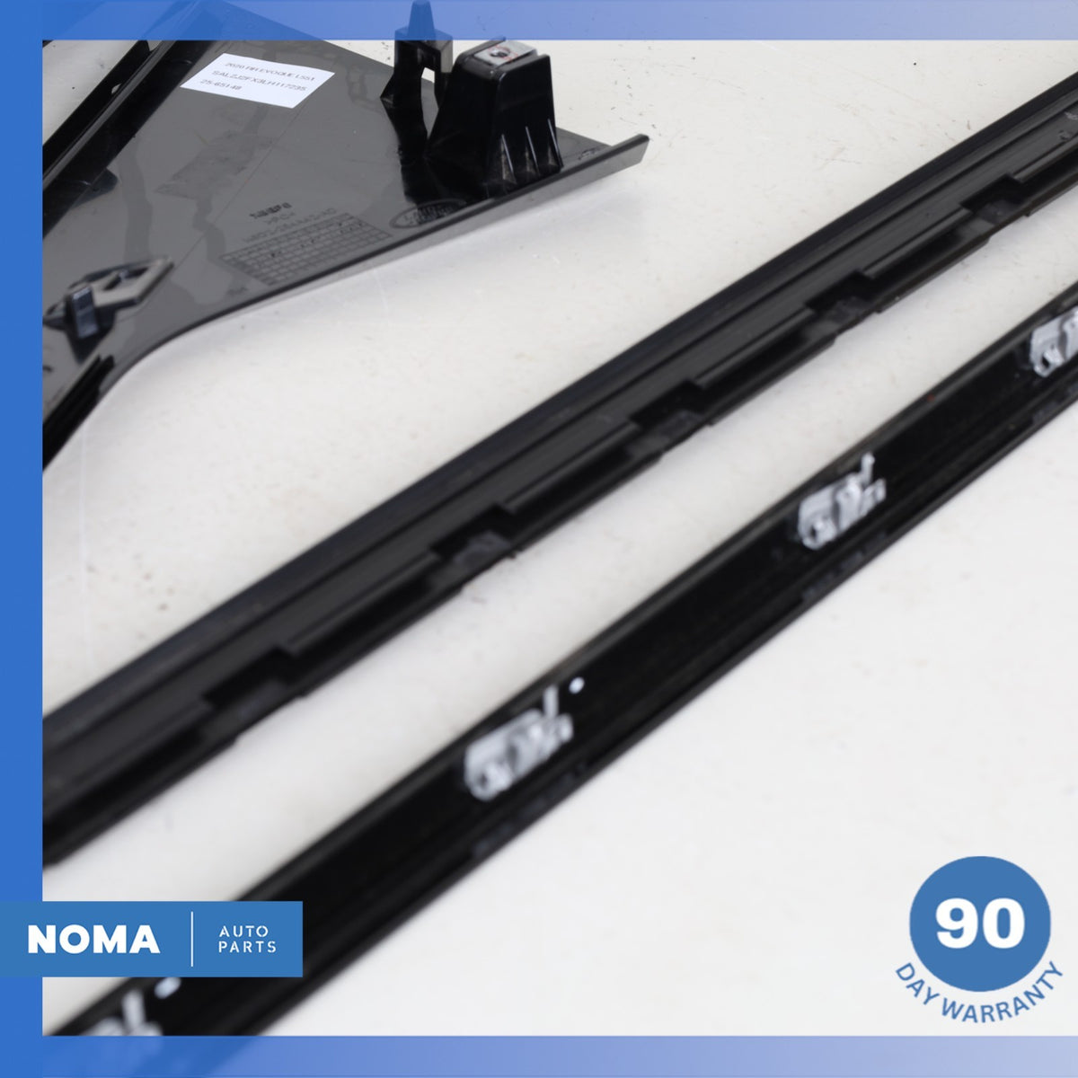 20-23 Range Rover Evoque L551 Rear Right Outer Door Window Molding Set OEM - photo 12